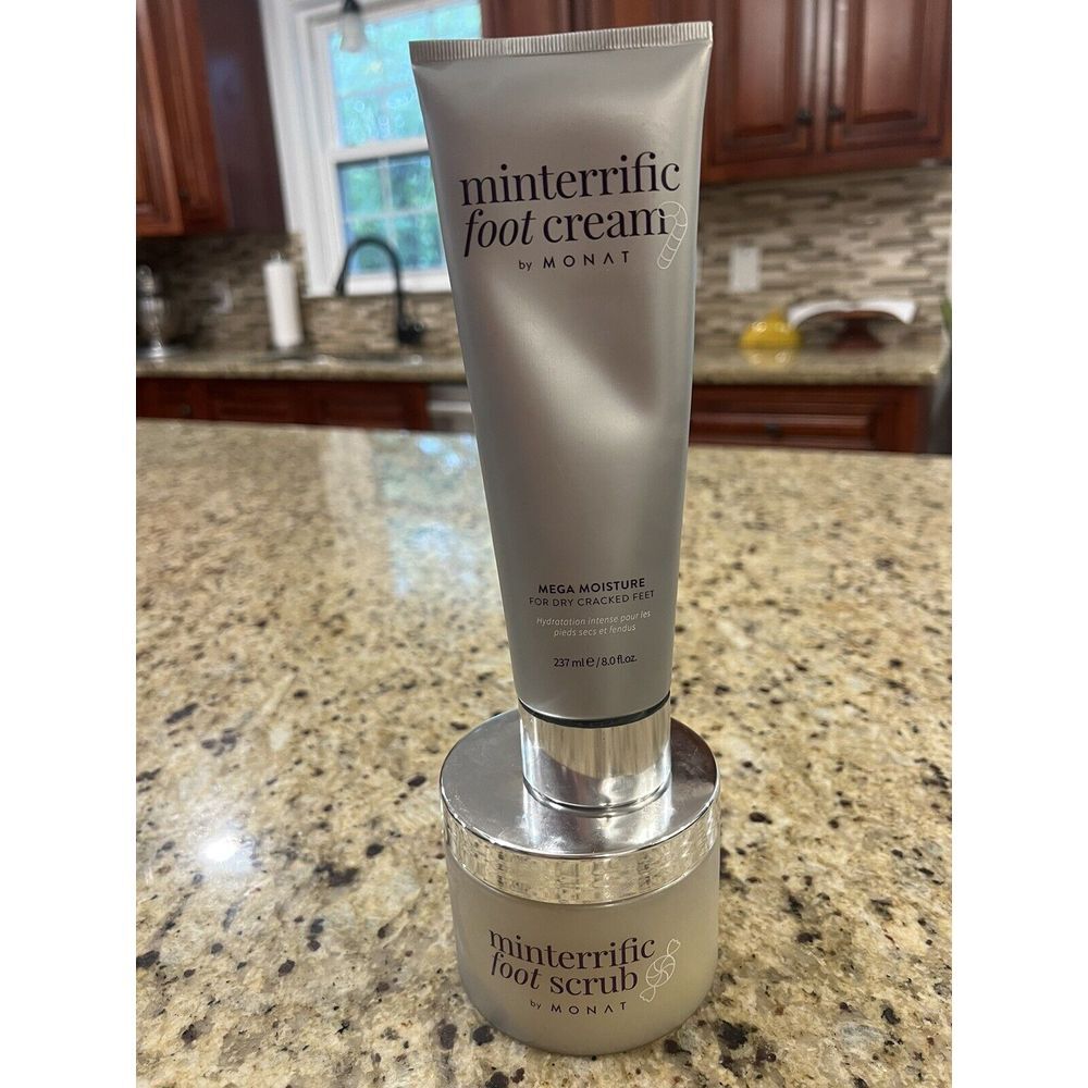 Monat Minterrific‎ Foot Cream 8oz Non-Toxic Hydrating And Monat Foot Scrub NEW!